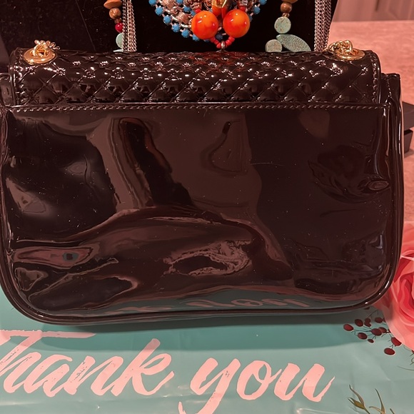 Anne Klein Quilted Black Patent Leather Chain Strap Handbag - Picture 7 of 9